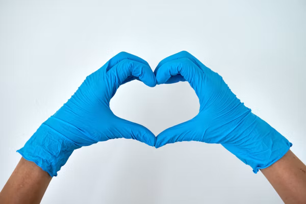 photo-1585421514738-01798e348b17